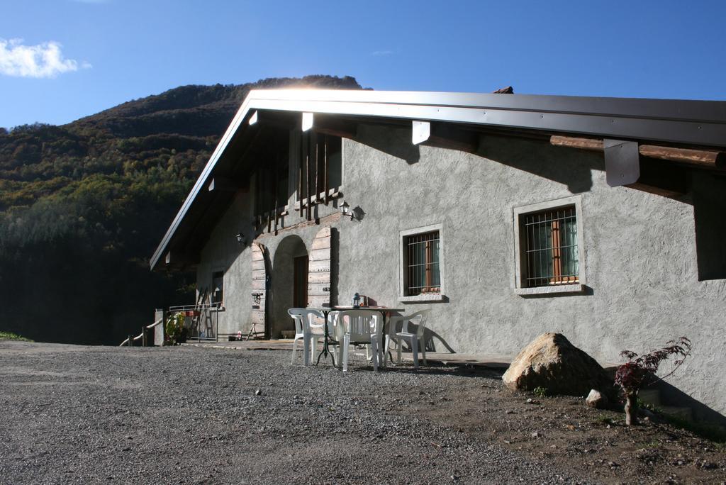 Agriturismo Cascina Cornella Cremeno Exterior foto